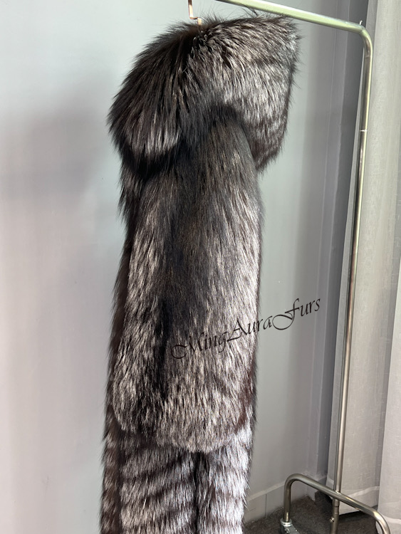 The Sliver Fox Fur Coat With Hood G005