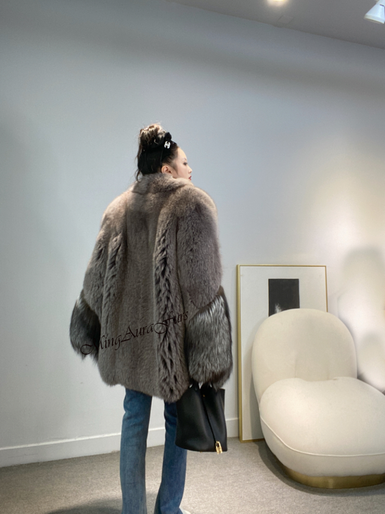 The Brown Fox Fur Coat For Wowen G0010