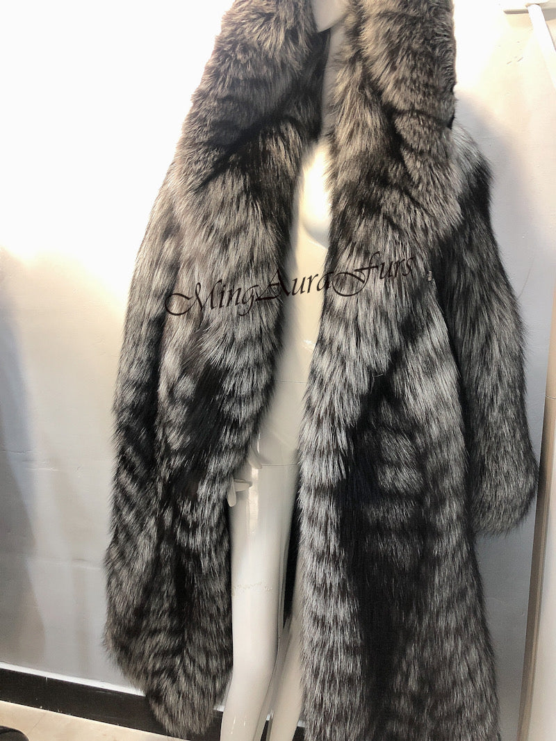 The Sliver Fox Fur Coat With Hood G0035