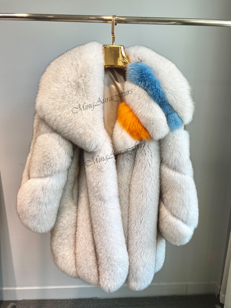 The Blue Fox Fur Coat With Collar G004