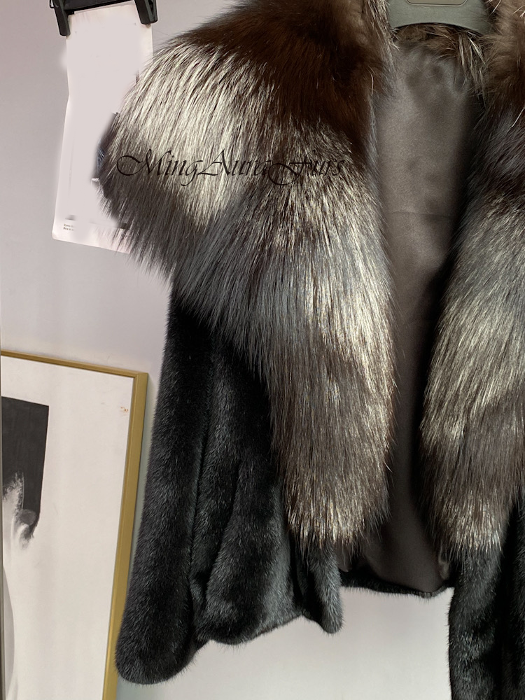 Mink Fur Coat With Silver Fox Collar G0025