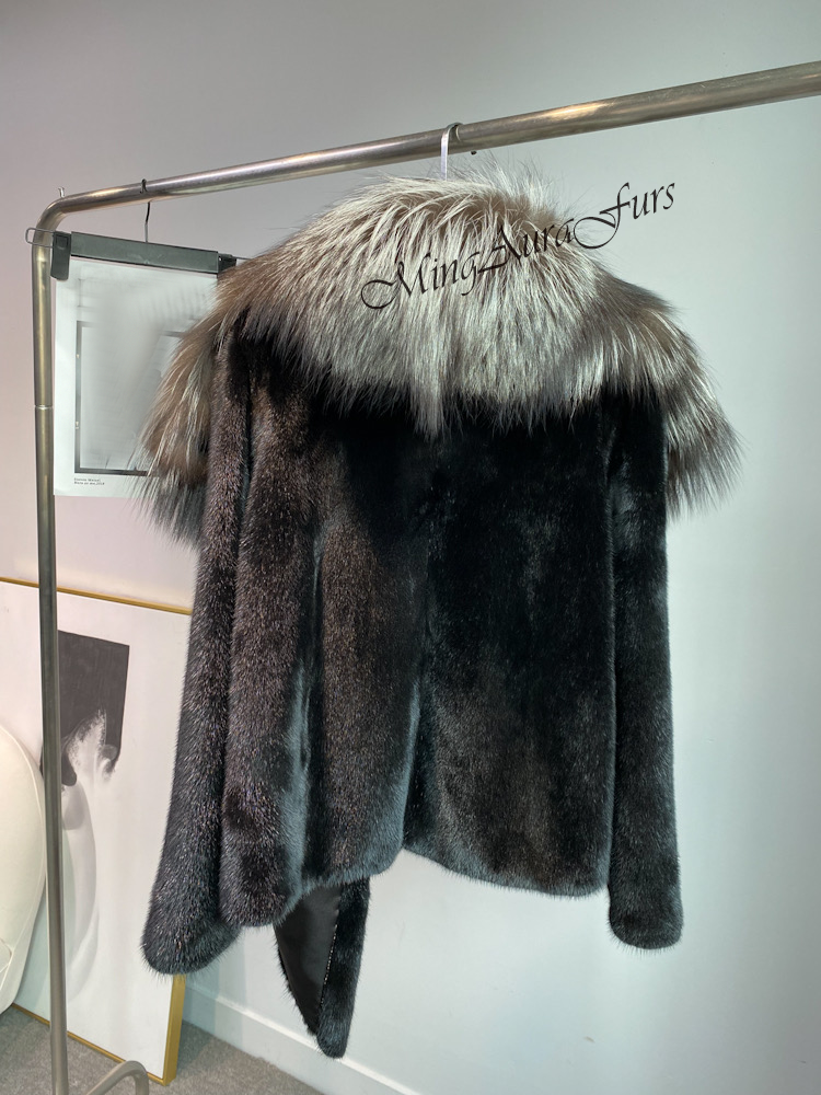 Mink Fur Coat With Silver Fox Collar G0025