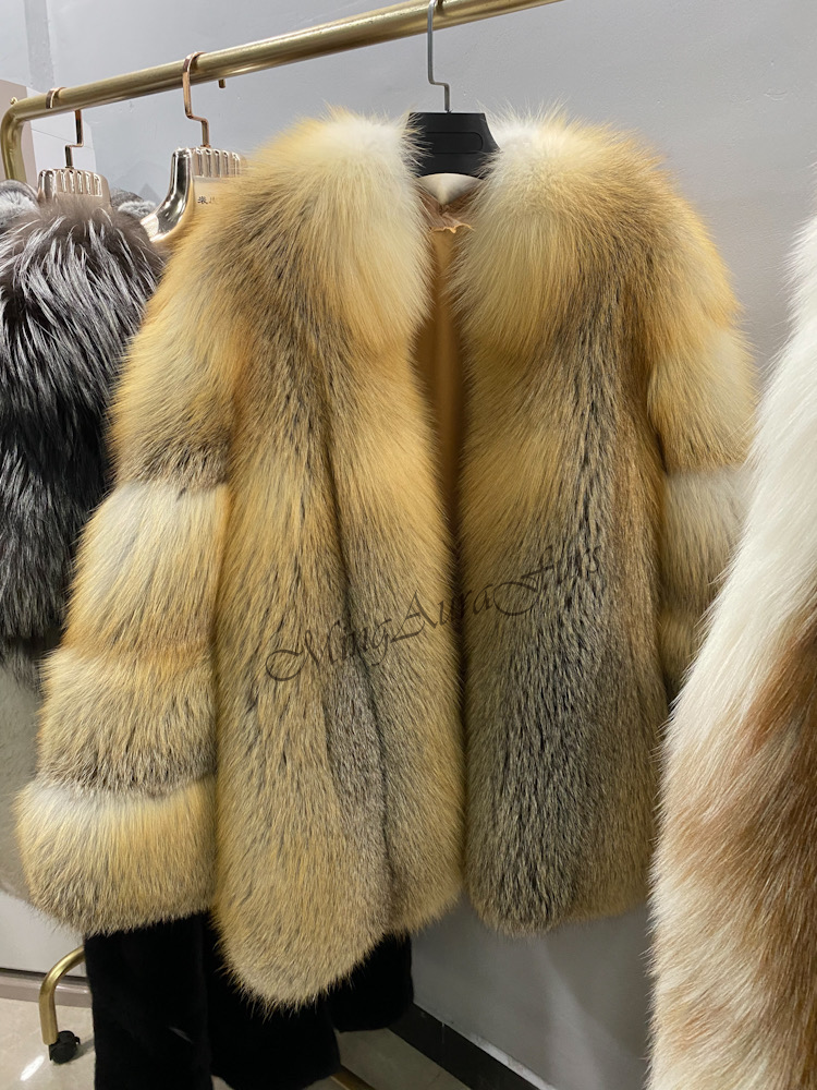 The Golden Island Fox Fur Coat G0028