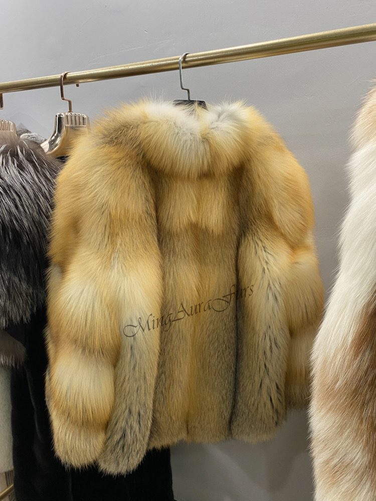 The Golden Island Fox Fur Coat G0028