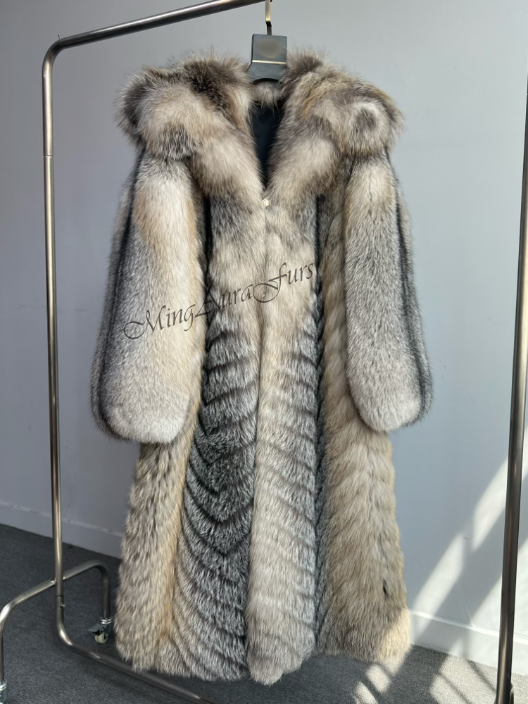 The Amber Frost Fox Fur Coat With Hood G005