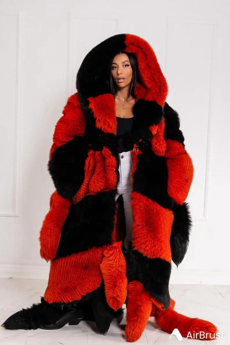 Le Manteau De Fourrure De Renard Clair Faon